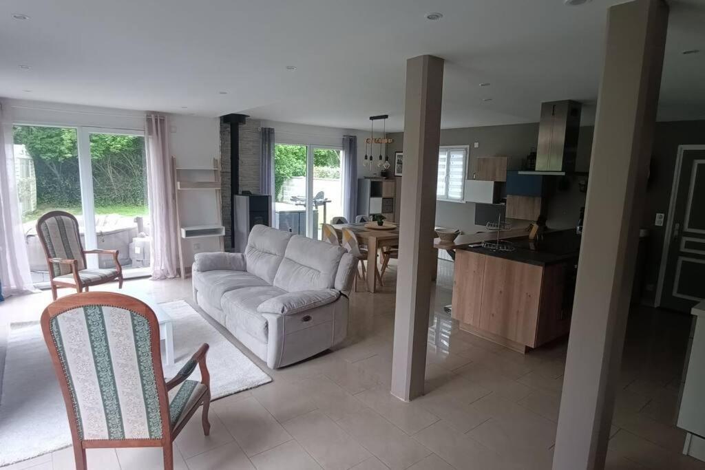 Epron Grande Maison Entiere De 120M2 מראה חיצוני תמונה